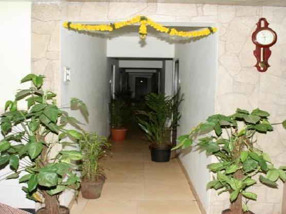 Kolkar'S Lodge Mumbai Exterior photo